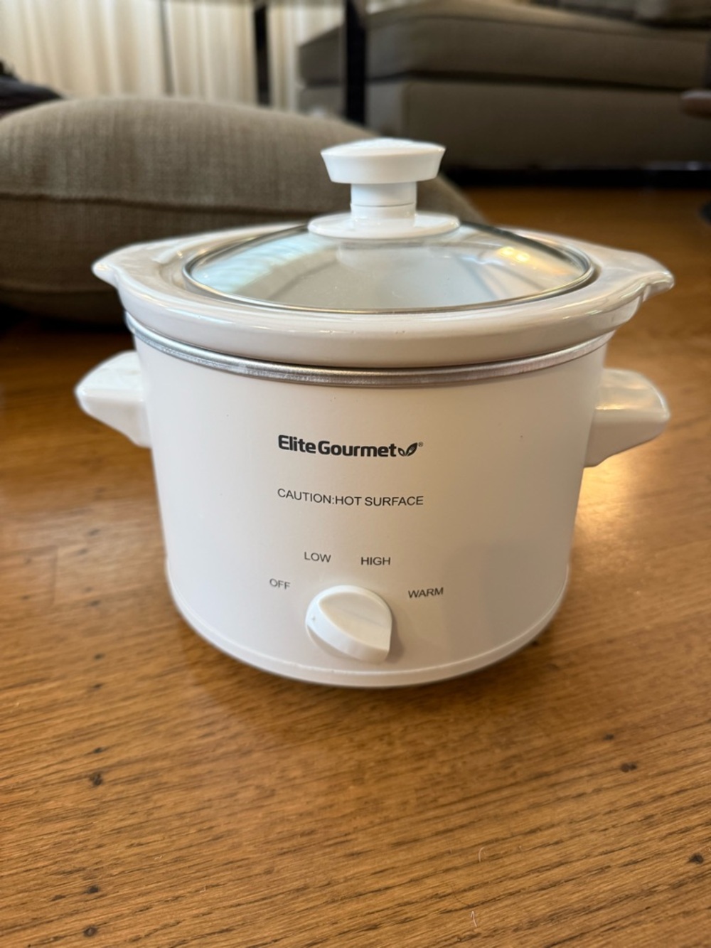 Elite Gourmet White Mini Slow Cooker
